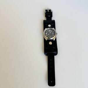 Freestyle Watch Model 504 Men Round Black Leather Band WR 330 FT *Needs Battery